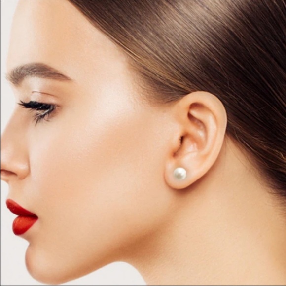 Genuine Cultured Freshwater Pearl Button, Sterling Silver Stud Earrings. - Picture 2 of 2